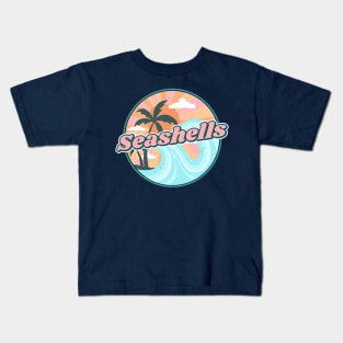 Seashells beach and palm trees Kids T-Shirt